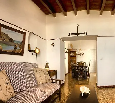 Caleton Del Golfo فندق